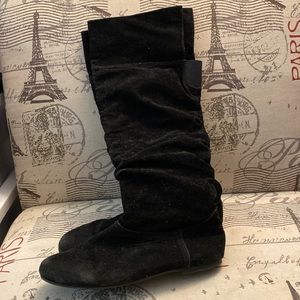 Ladies black suede boots
